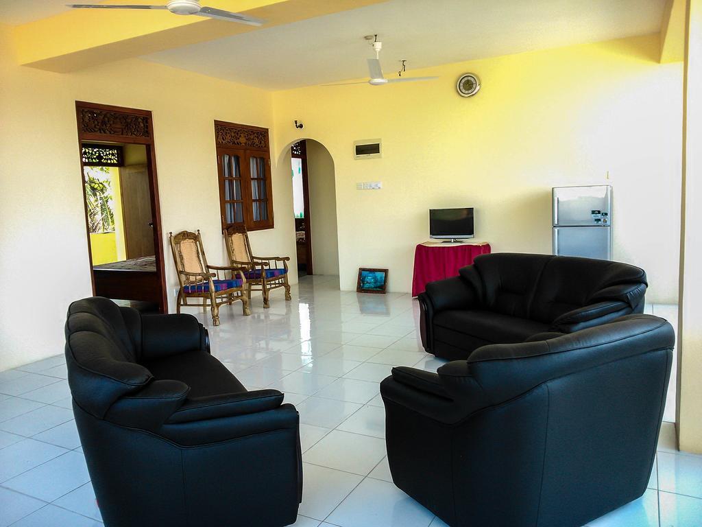 Randhi La Beach View Lounge Hikkaduwa Dış mekan fotoğraf